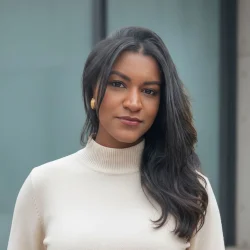 Jaqueline Moura